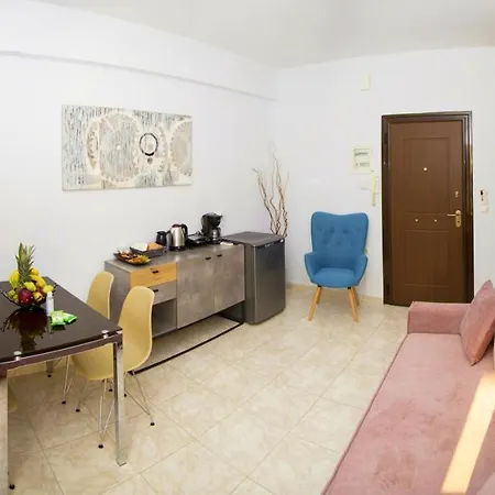 Marietta City Center Apartment Nafplio Near Old Town & Arvanitia Beach Nafplio