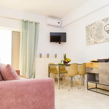 Marietta City Center Apartment Nafplio Near Old Town & Arvanitia Beach * Nafplio