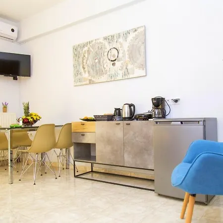 Marietta City Center Apartment Nafplio Near Old Town & Arvanitia Beach * Nafplio