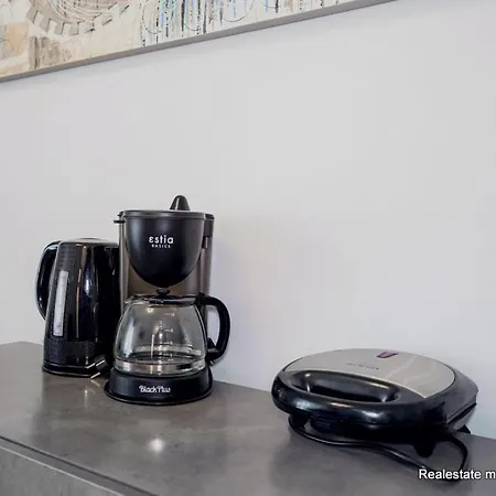 Marietta City Center Apartment Nafplio Near Old Town & Arvanitia Beach *