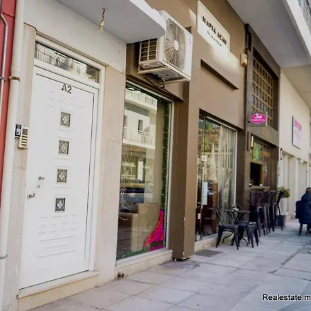 Marietta City Center Apartment Nafplio Near Old Town & Arvanitia Beach
