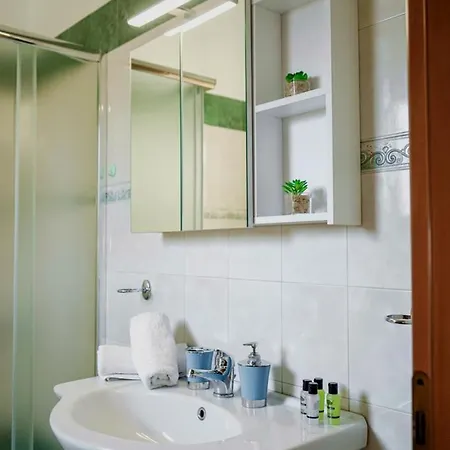 Marietta City Center Apartment Nafplio Near Old Town & Arvanitia Beach * Nafplio